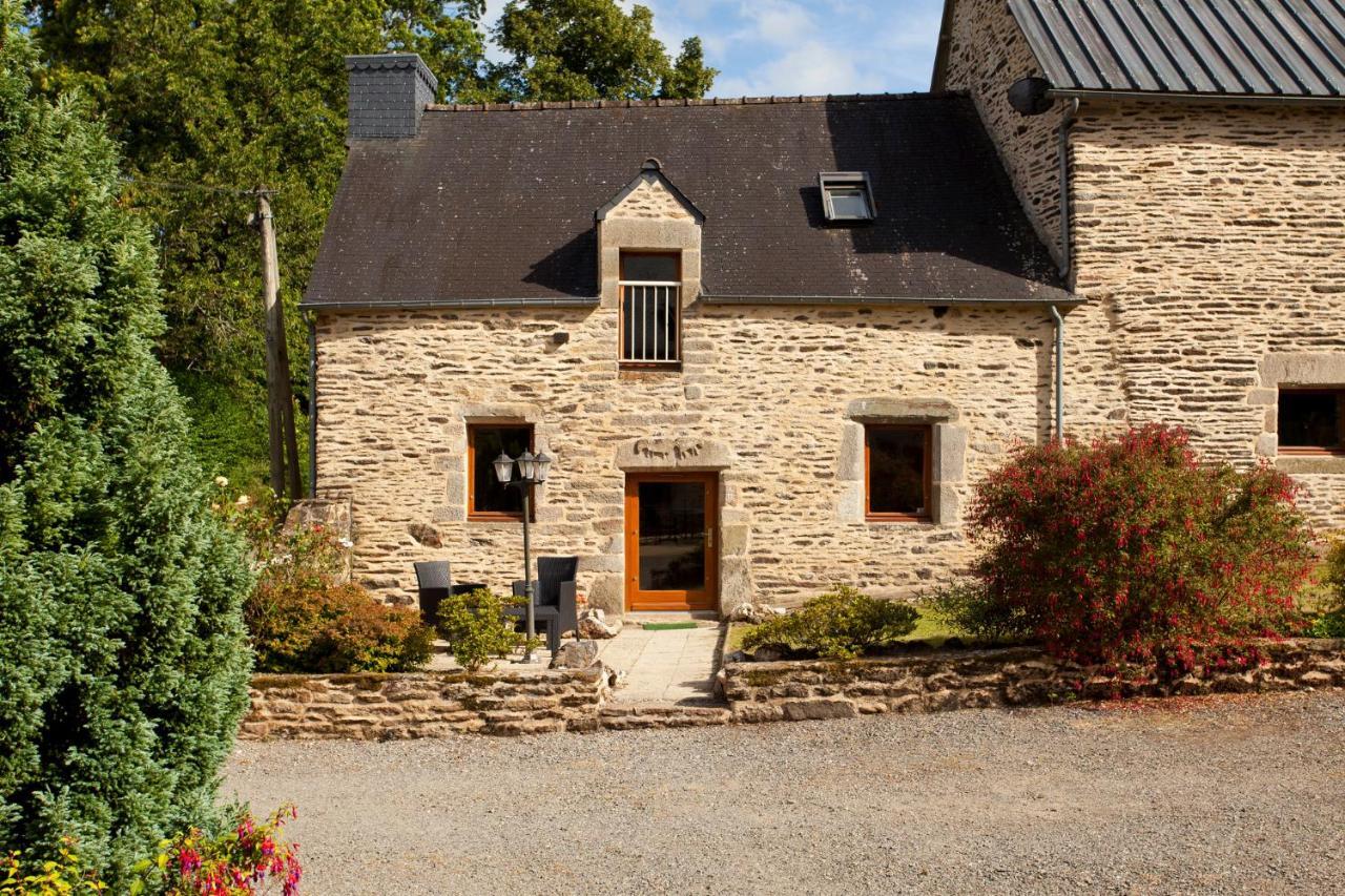 Stone Cottage With Modern Cosy Interior Near To Josselin Perfect Retreat For Writers Or Star Gazers Guegon Экстерьер фото