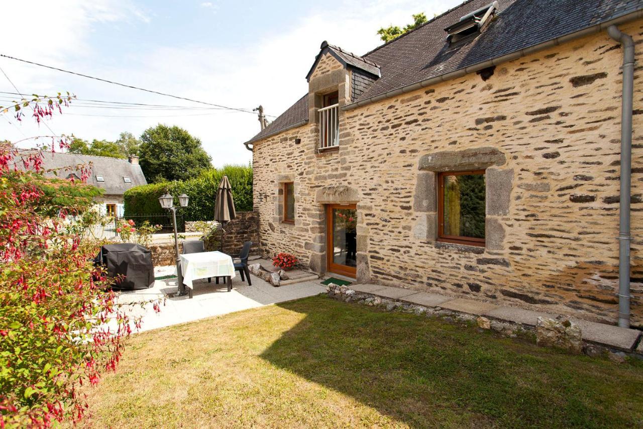 Stone Cottage With Modern Cosy Interior Near To Josselin Perfect Retreat For Writers Or Star Gazers Guegon Экстерьер фото